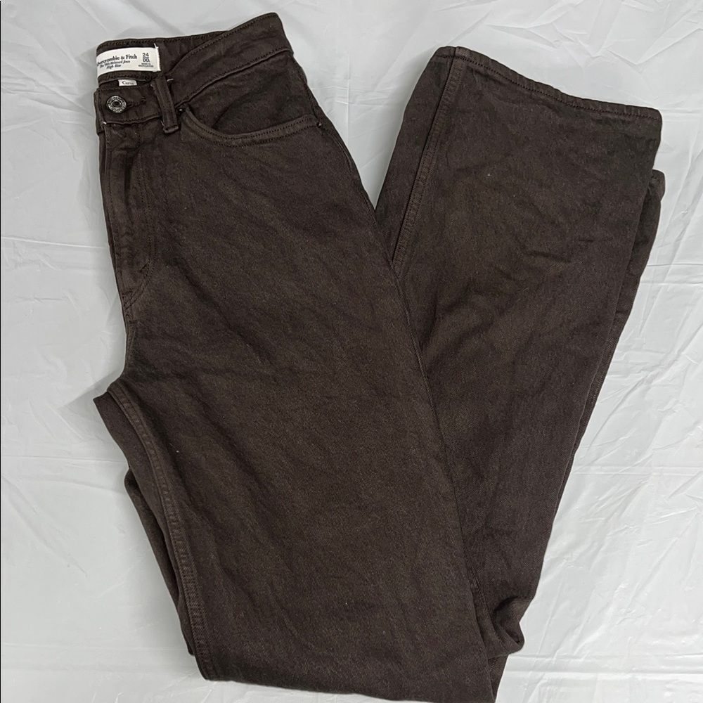 Abercrombie & Fitch Curve Love '90s Relaxed High Rise Brown Jeans 24 00L
